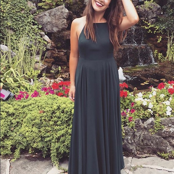 Forest green backless cross strap gown - Picture 1 of 4